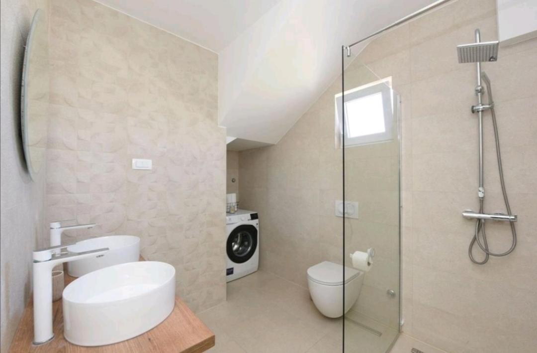 Casa Bianca Apartment ปริฟลากา ภายนอก รูปภาพ